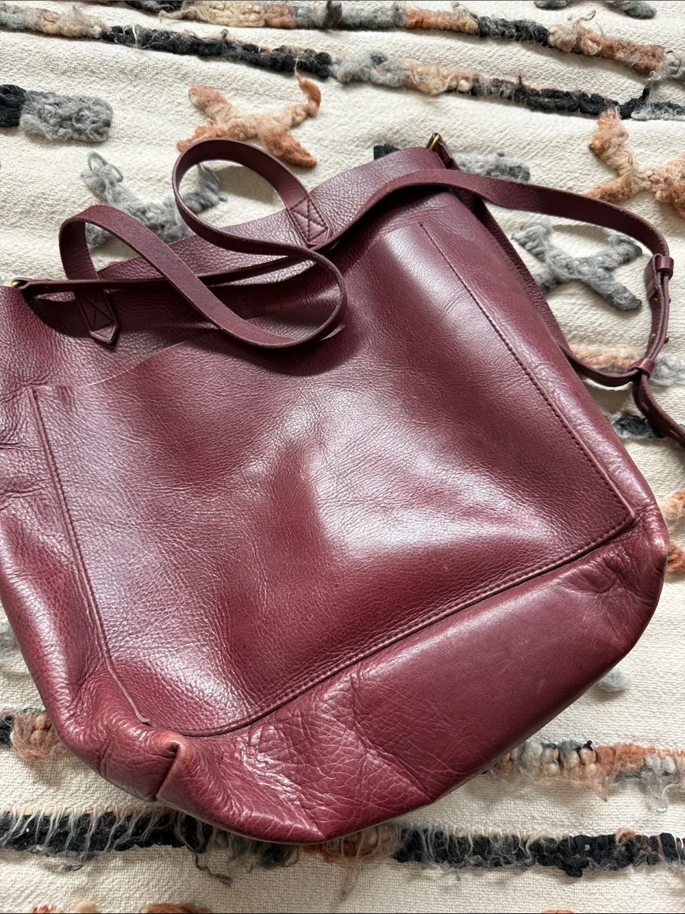 Madewell Leather Tote Bag in Burgundy - Women Bags